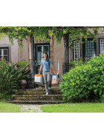 STIHL Επαναφορτιζόμενη μηχανή γκαζόν RMA 235 με 1xΑΚ 20 και AL101